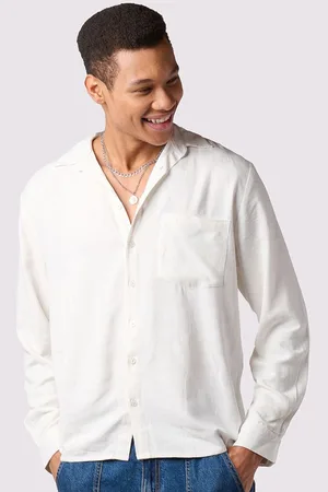 IZF Men Solid Spread Collar Solid Relaxed Fit Casual Shirt