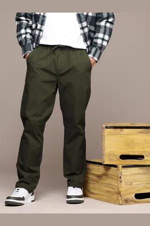 Roadster The Life Co. Men Checked Straight Fit Pure Cotton Chinos Trousers