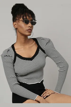 SHOWOFF Women Striped Sweetheart Neck Puff Sleeve Monochrome Crop Top