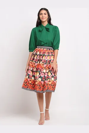 Blanc9 Women Green & Orange Solid Tie Up Design Co-Ords