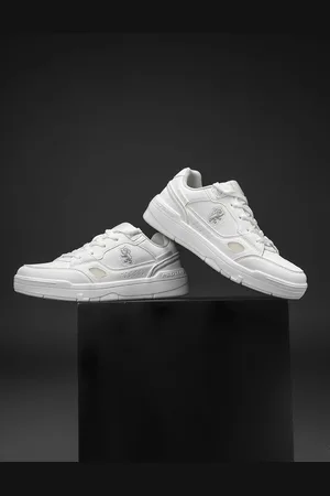 Red Tape Men Round Toe Memory Foam Sneakers