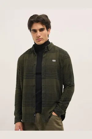 The Bear House Men Slim Fit Opaque Checked Casual Shirt