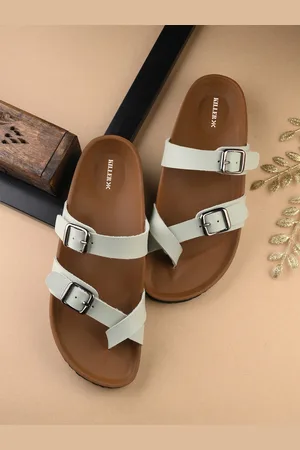 Killer Women Sea Green Textured Synthetic Leather One Toe Flats With Buckle