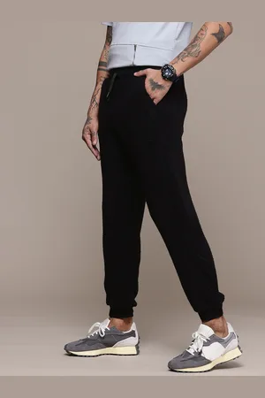 WROGN Men Comfort Fit Fuzzy Joggers