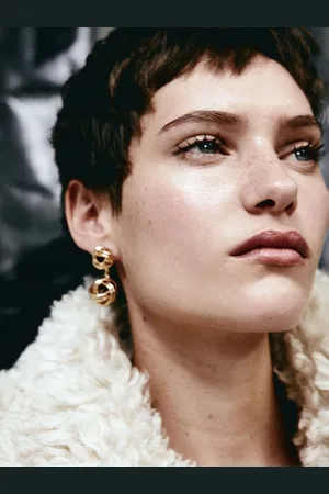 H&M Knot-Detail Front And Back Earrings