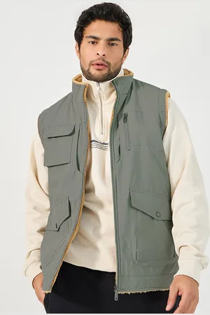 Styli Men Outdoor Fleece Lined Gilet Jacket with Cargo Pockets