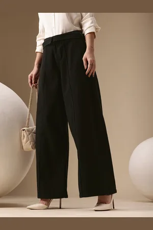 Chemistry Women Super Wide Leg High-Rise Stretchable Jeans With Fabric Belt