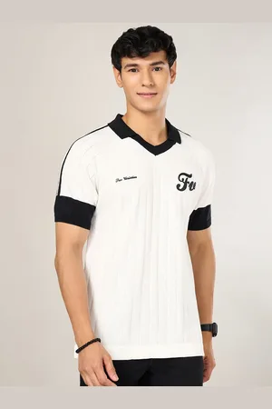PEOPLE Men Typography Polo Collar Applique T-shirt