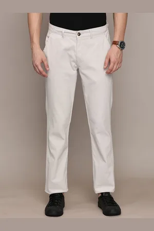 Nautica Men Smart Regular Fit Cotton Chinos Trousers