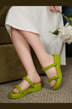 LAVIE Women Flatform Sandals