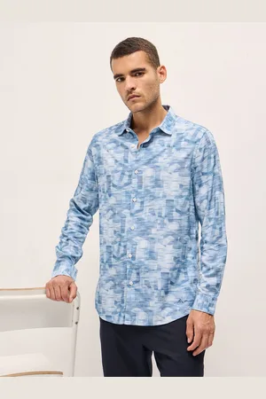 The Bear House Men Tailored Fit Spread Collar Abstract Printed Cotton Casual Shirt