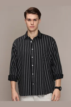 French Connection Men Premium Spread Collar Vertical Striped Cotton Oversized Casual Shirt