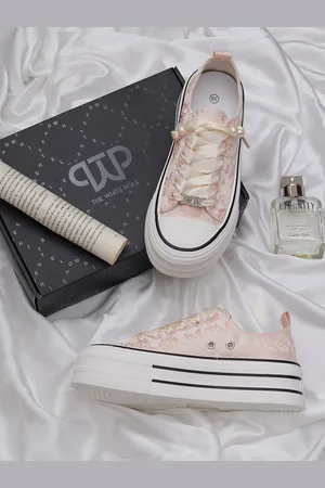 THE WHITE POLE Women Sneakers