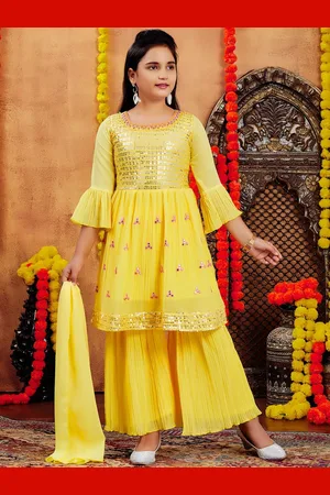 Aarika Girls Embroidered Regular Kurta with Sharara & With Dupatta
