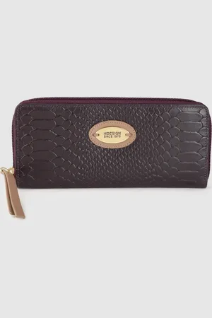 Hidesign Women Textured Leather Zip Around Wallet