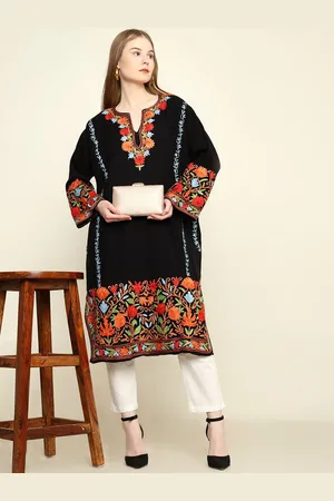 CRAFTBAZAR Women Floral Embroidered Keyhole Neck Flared Sleeves Kurta
