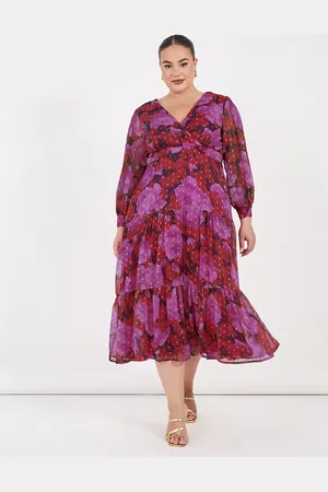 Styli Women Plus V-Neck Cuff Sleeves Tiered Maxi Dress