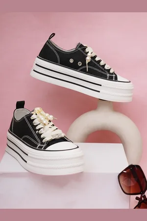 THE WHITE POLE Women Sneakers