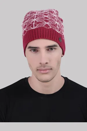 WILD WEST Men Self Design Woollen Beanie