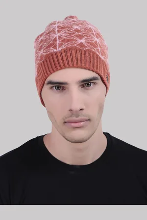 WILD WEST Men Self Design Woollen Beanie