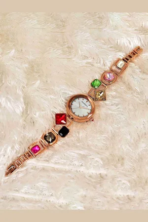 DressBerry Women Analogue Watch DB 904 RS Elevate your style with colorful
