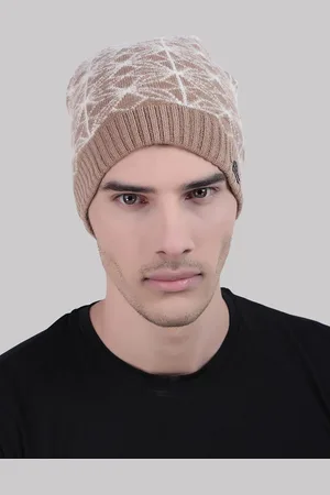 WILD WEST Men Self Design Woollen Beanie