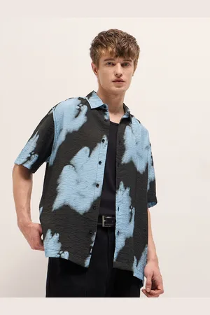 The Bear House Men Spread Collar Abstract Printed Relaxed Fit Casual Shirt