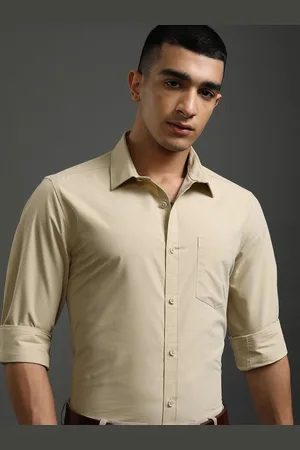Highlander Men Spread Collar Solid Cotton Slim Fit Formal Shirt