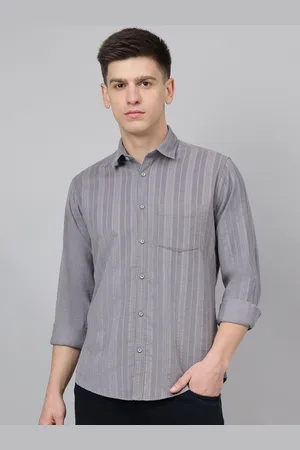 Richlook Men Comfort Fit Spread Collar Vertical Striped Cotton Casual Shirt