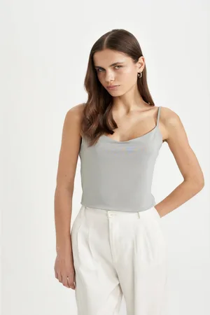 DeFacto Shoulder Straps Sleeveless Top