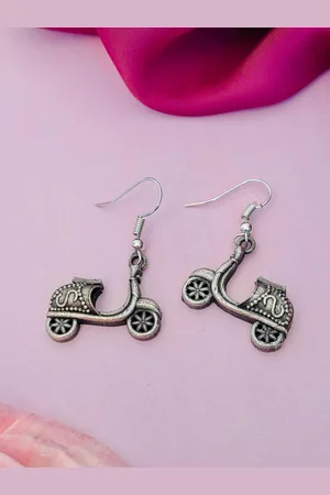 Sangria Silver-Plated Contemporary Drop Earrings