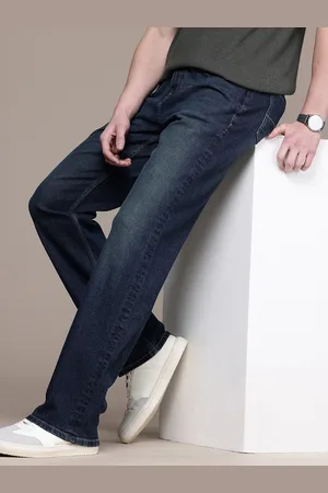 Nautica Men Straight Fit Heavy Fade Stretchable Jeans