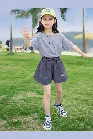 LULU & SKY Girls Printed Round Neck Short Sleeves Pure Cotton Top With Shorts