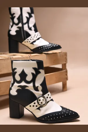 THE WHITE POLE Women Colourblocked Block Heel Knee Length Boots