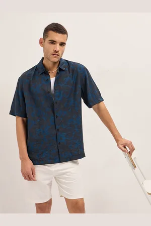 The Bear House Men Relaxed Fit Button-Down Collar Dyed Casual Shirt