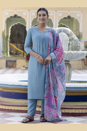 Navlik Women Regular Beads and Stones Kurta with Trousers & With Dupatta