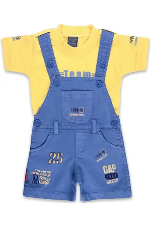 Wish Karo Boys Printed Cotton Dungaree With T-Shirt