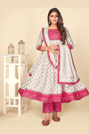 Vbuyz Women Beige Bandhani Printed Gotta Patti Pure Cotton Kurta with Churidar & With Dupatta