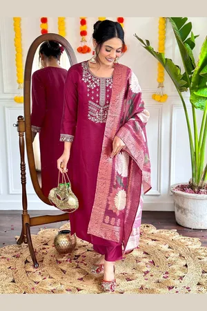 Lilots Floral Embroidered Sequinned Chanderi Silk Straight Kurta With Trouser And Dupatta