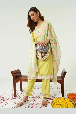 FIORRA Women Floral Regular Kurta with Trousers & With Dupatta