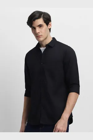 Fab Star Men Spread Collar Solid Cotton Casual Shirt