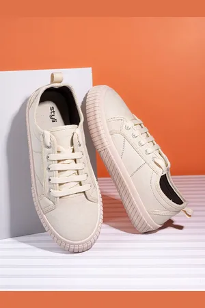 Styli Men Contrast Stitch Casual Canvas Lace Up Sneakers