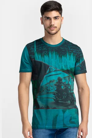Being Human Men Green Printed Pockets T-shirt