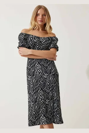 Happiness istanbul Printed Off-Shoulder A-Line Midi Dress