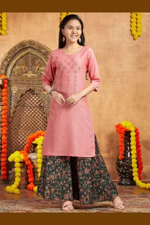Sangria Girls Peach Embellished Round Neck Pure Cotton Straight Kurta