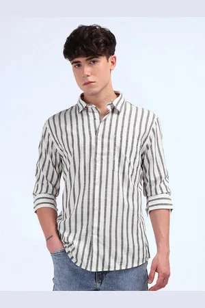 Flying Machine Men Spread Collar Vertical Striped Cotton Casual Shirt