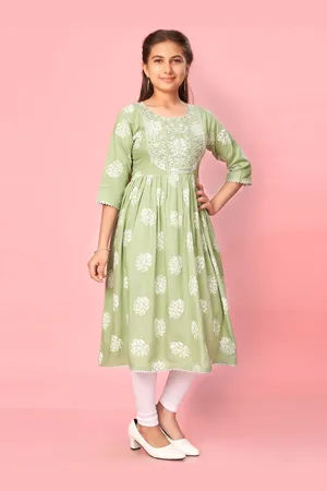 Sangria Girls Green Floral Printed Thread Work Round Neck Pure Cotton Anarkali Kurta
