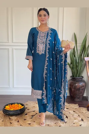 Lilots Floral Embroidered Sequinned Chanderi Silk Straight Kurta With Trouser And Dupatta