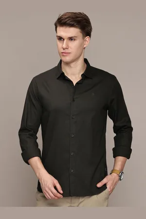 French Connection Men Premium Spread Collar Solid Cotton Casual Shirt
