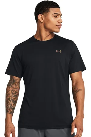 Under Armour Men Solid Round Neck T-shirt